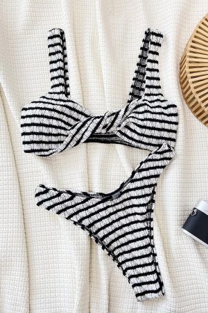 costum-de-baie-din-doua-piese-ulani-2